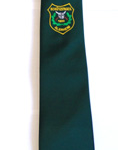 Krawatte mit Vereins-Aufnäher