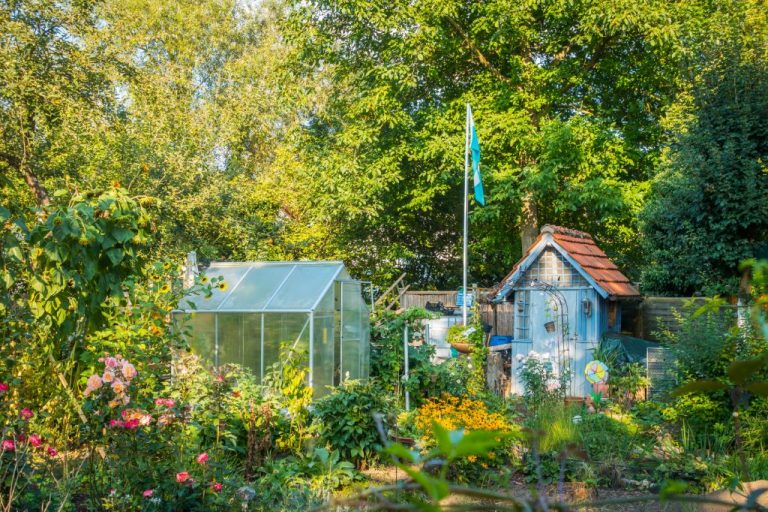Schrebergarten Fahnen