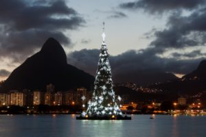 Rio de Janeiro Weihnachtsbaum auf Wasser